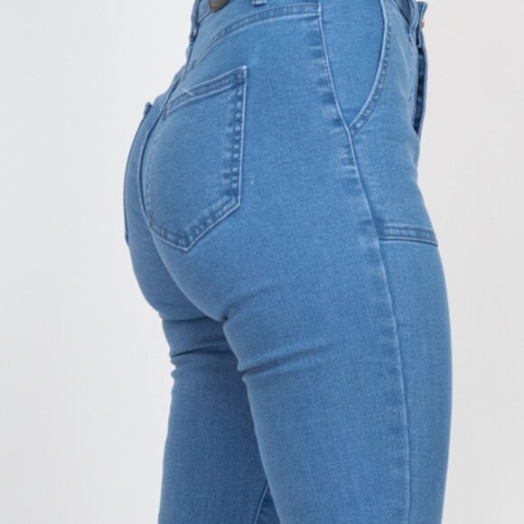 Front Button Flare - Picture 3 of 4